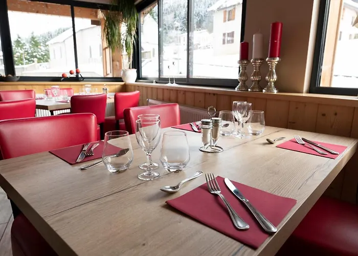 Hotel Restaurant Le Centre Lélex